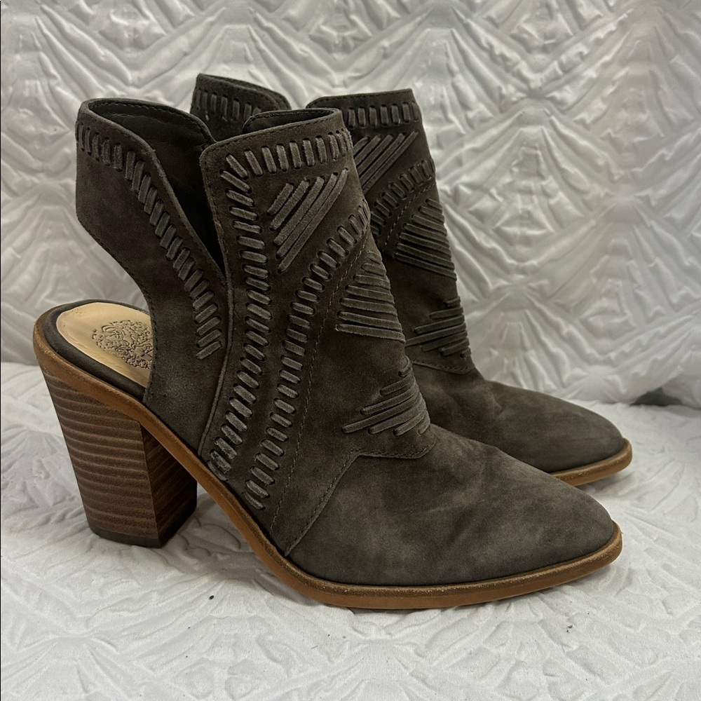 Vince Camuto Binks booties